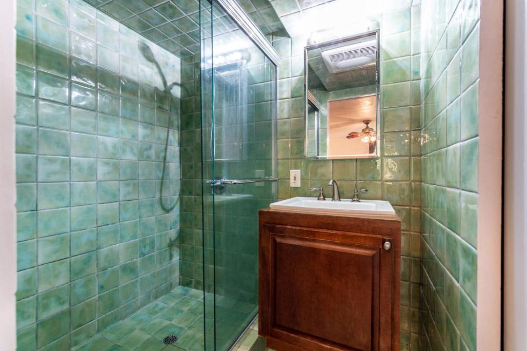 Photo of Bathroom in Los Angeles