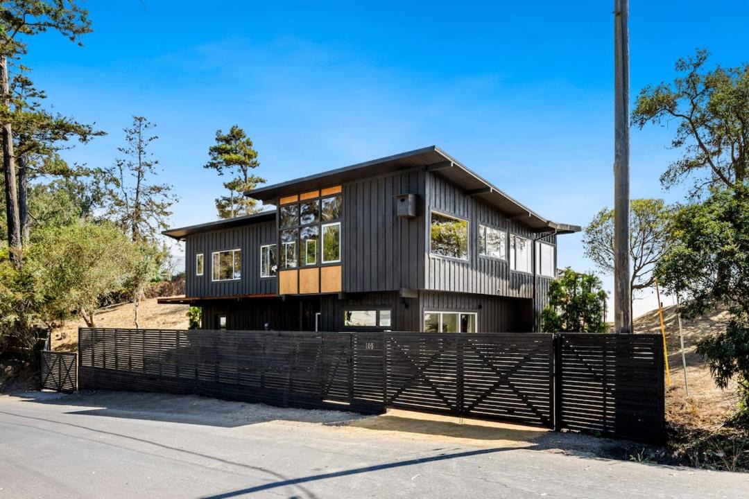 Photo of Others in Bolinas