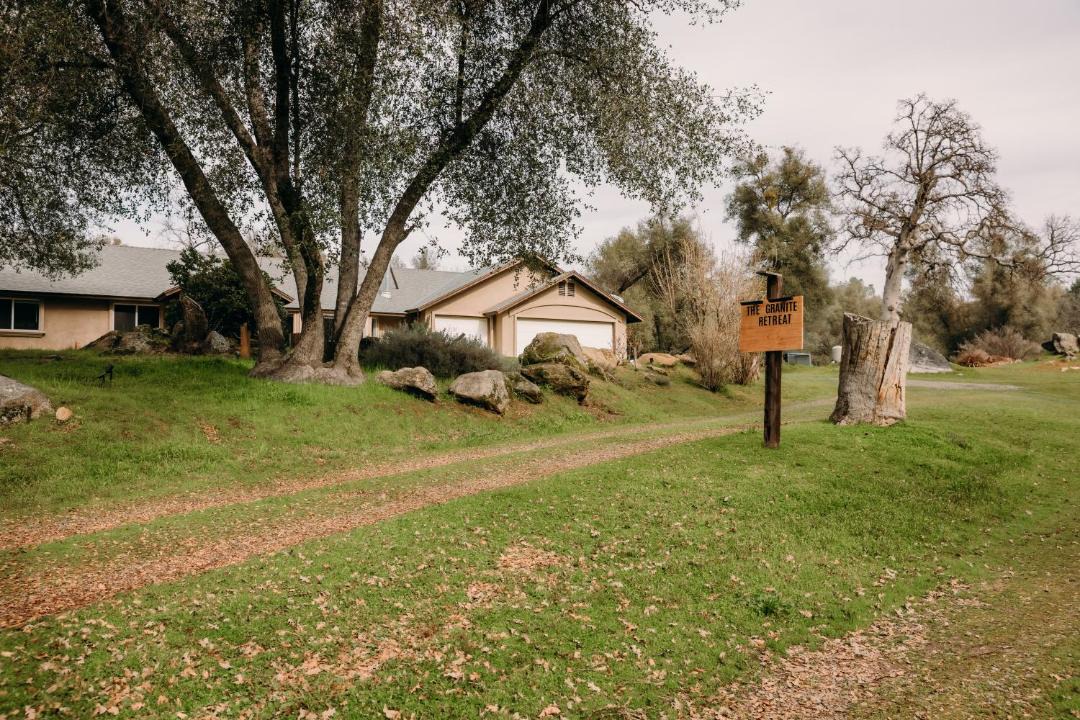 Photo of Others in Mariposa