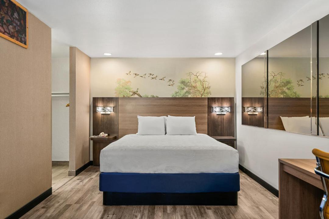 Photo of Bedroom in Yucca Valley