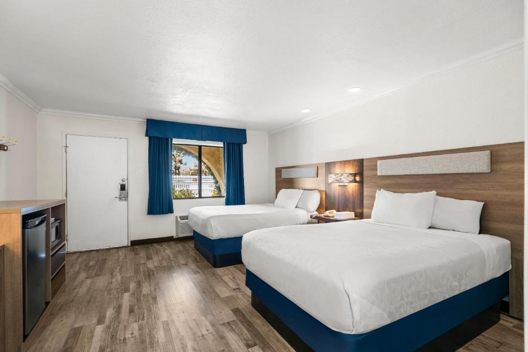 Photo of Bedroom in Yucca Valley