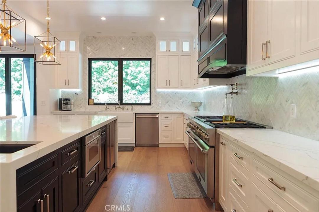 Photo of Kitchen in Tarzana