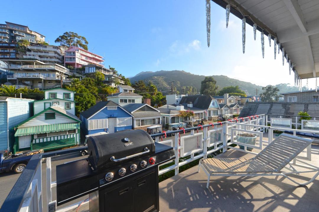Photo of Others in Avalon
