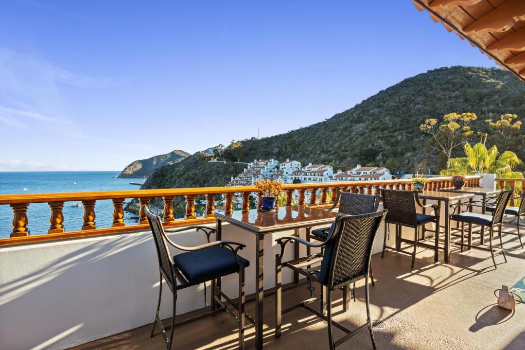 Photo of Patio Balcony in Avalon