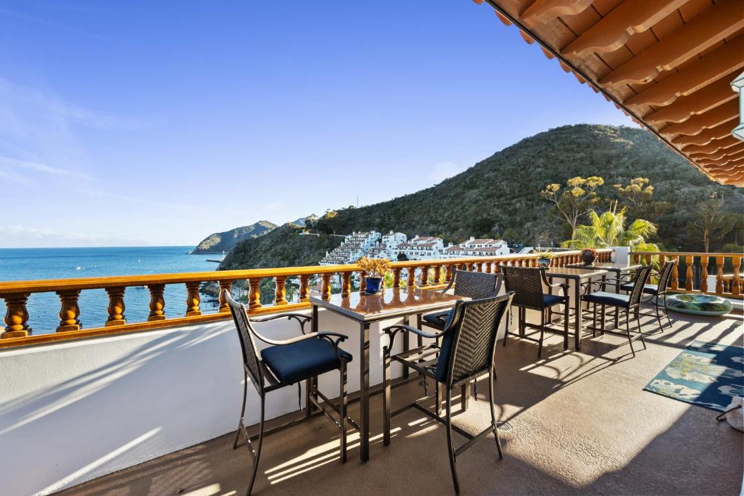 Photo of Patio Balcony in Avalon