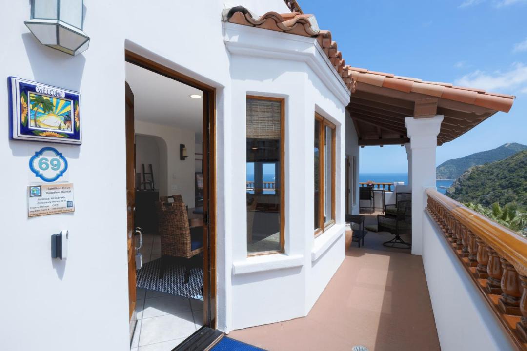 Photo of Patio Balcony in Avalon