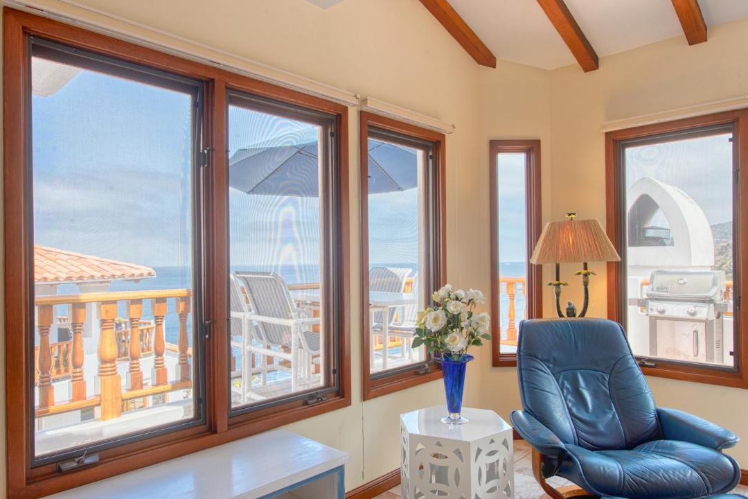Photo of Patio Balcony in Avalon