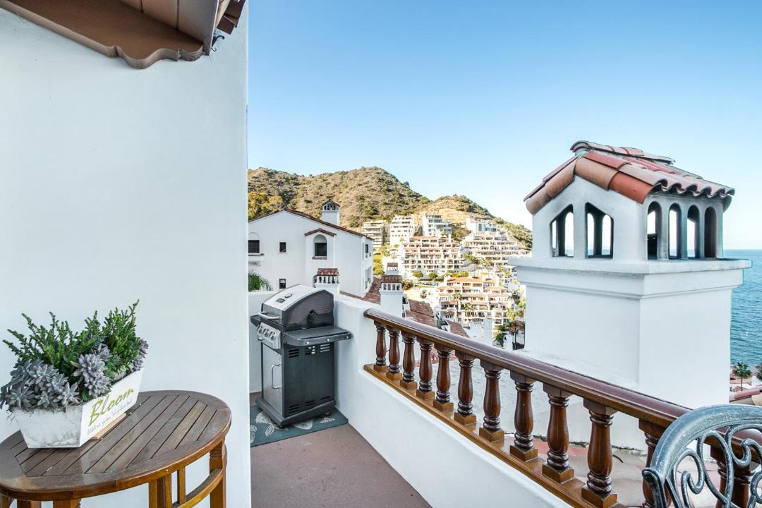Photo of Patio Balcony in Avalon