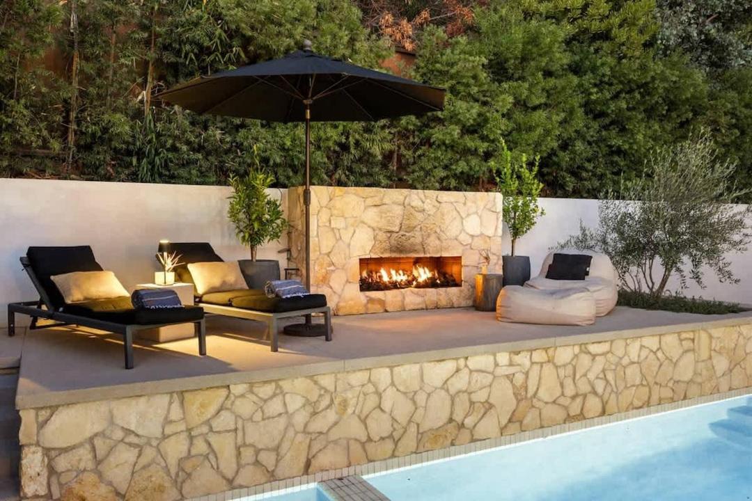 Photo of Others in Hollywood Hills