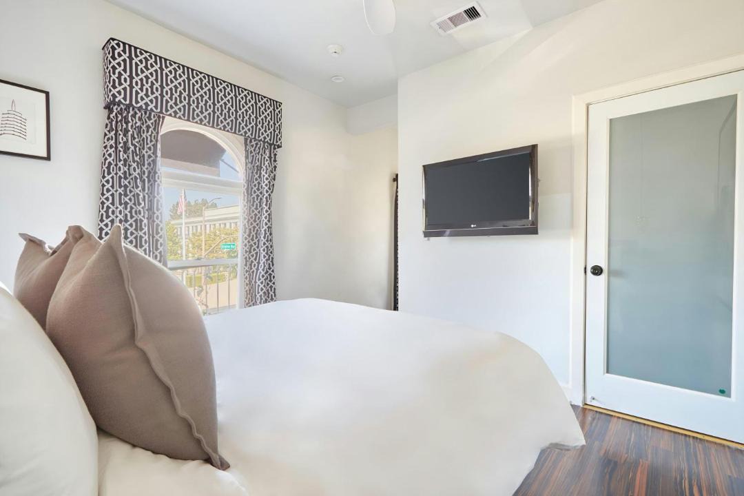 Photo of Bedroom in Beverly Hills