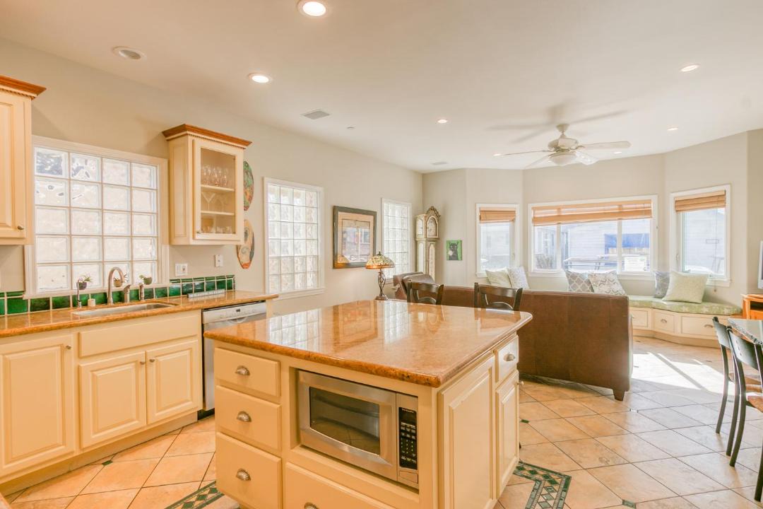 Photo of Kitchen in Avalon