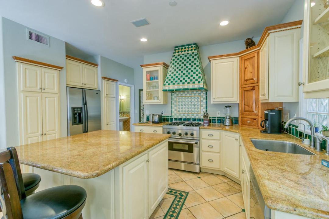 Photo of Kitchen in Avalon