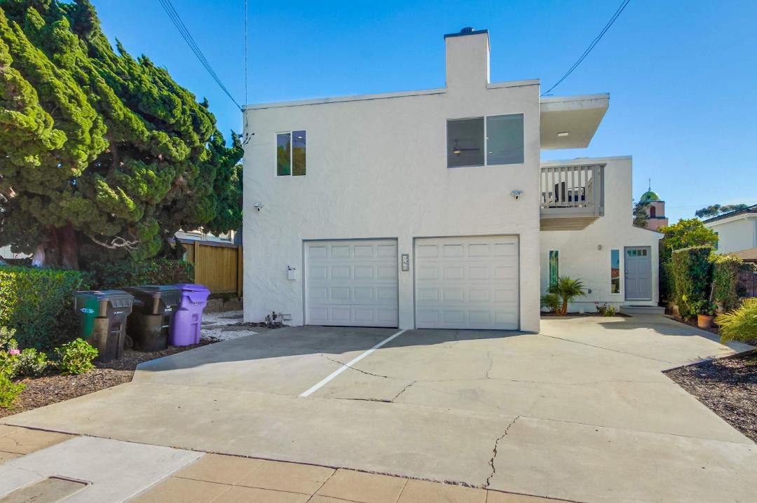 Photo of Others in Village of La Jolla