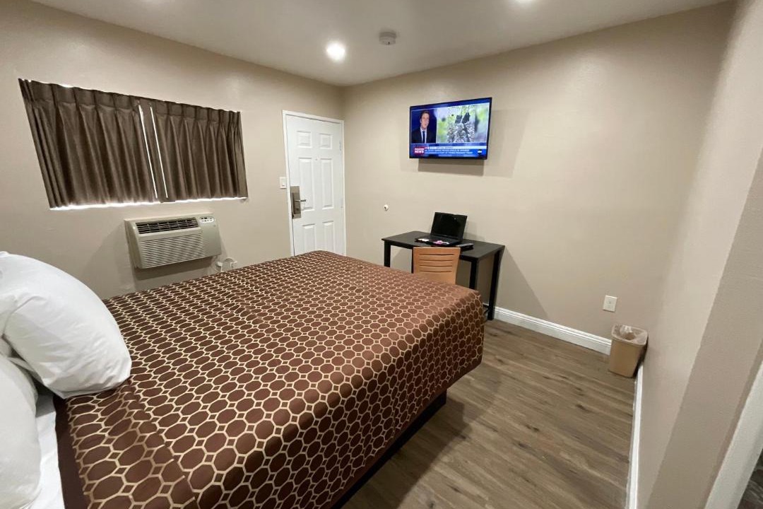 Photo of Bedroom in South Gate
