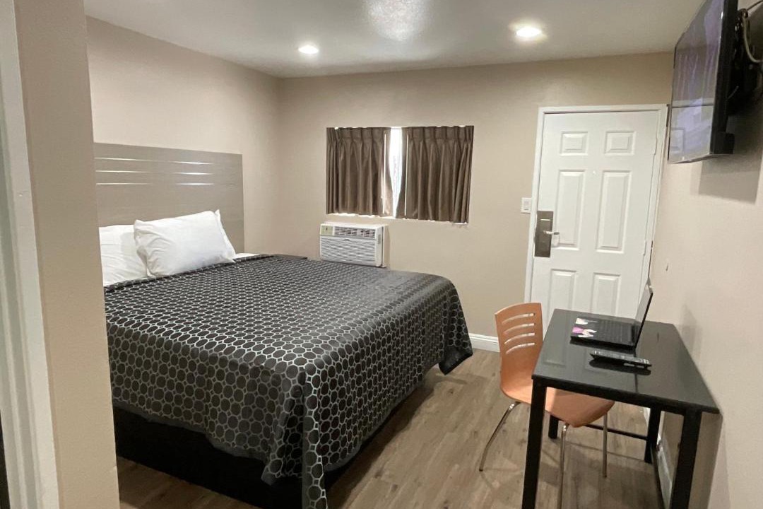 Photo of Bedroom in South Gate