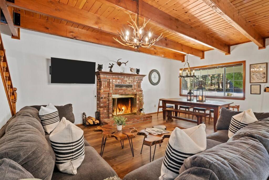 Photo of Livingroom in Fox Farm