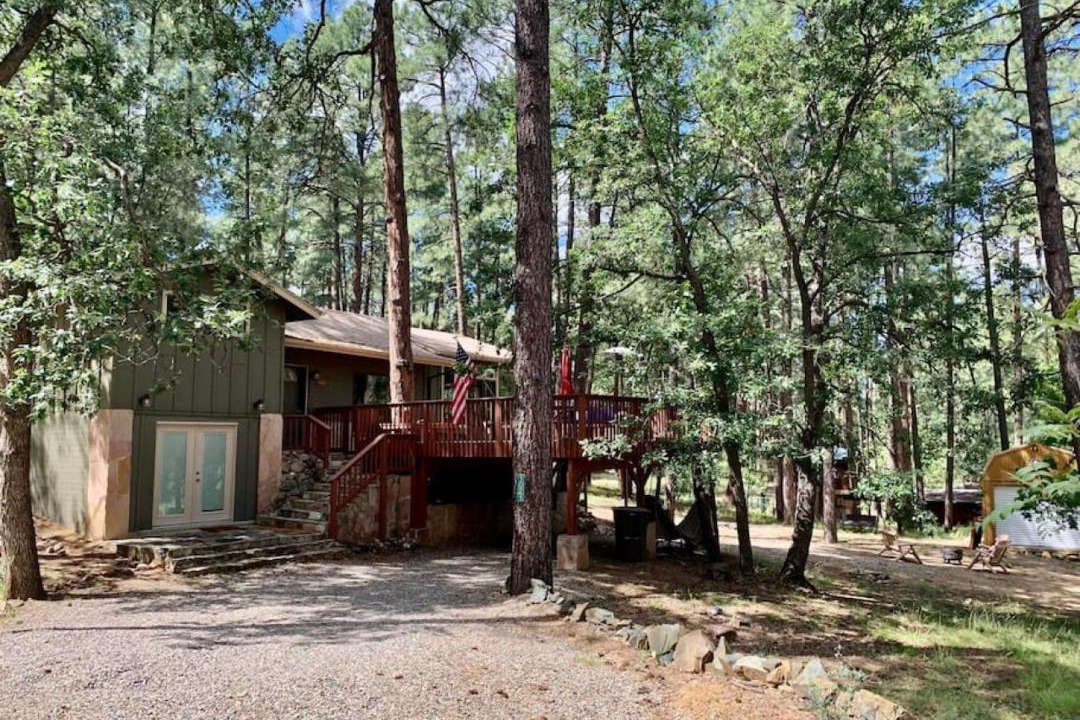 Photo of Buildings in Groom Creek