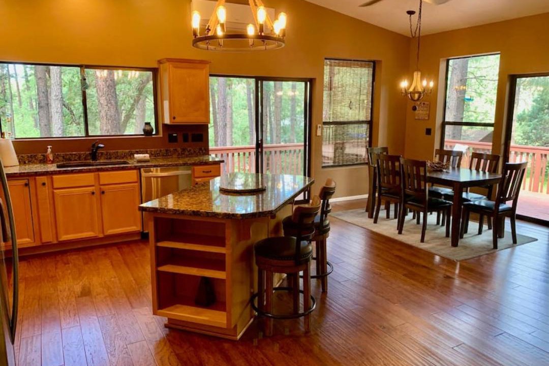 Photo of Livingroom in Groom Creek