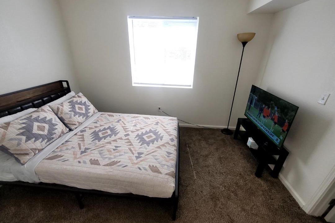 Photo of Bedroom in Mid-Wilshire