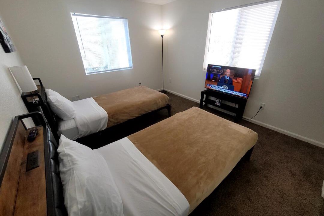 Photo of Bedroom in Mid-Wilshire