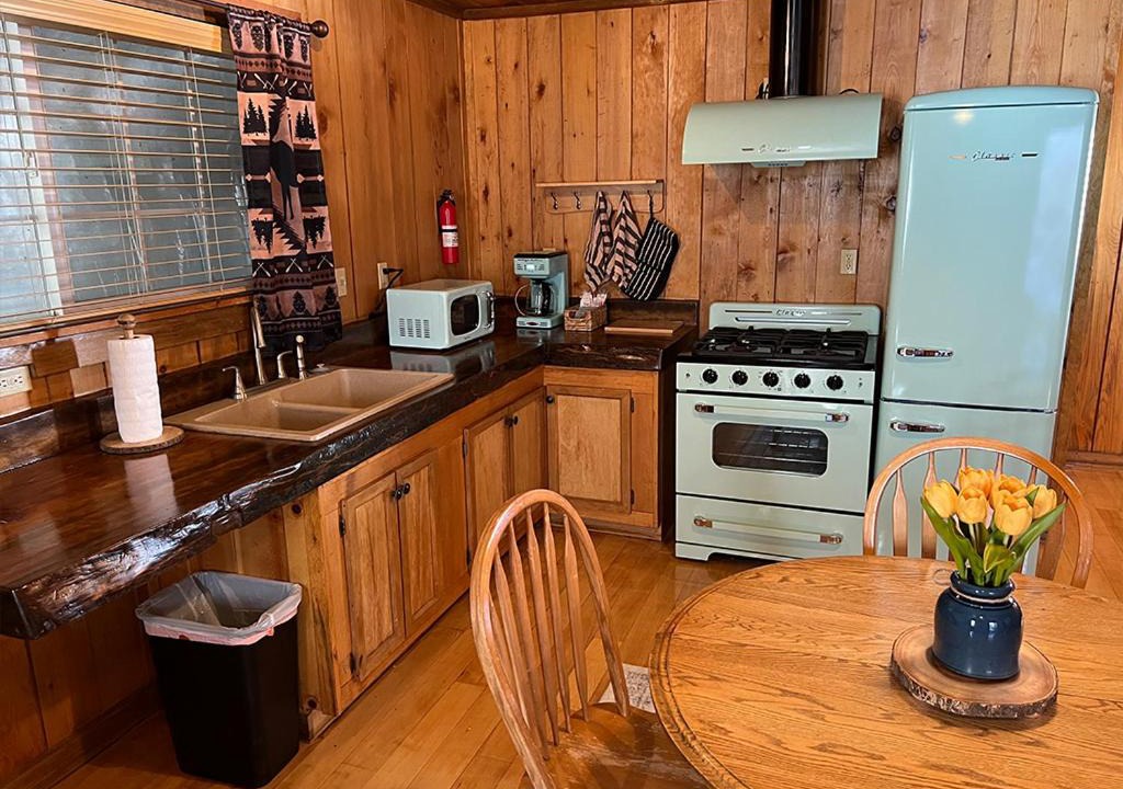 Photo of Kitchen in Lakeshore
