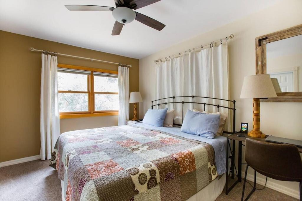 Photo of Bedroom in Highland Pines
