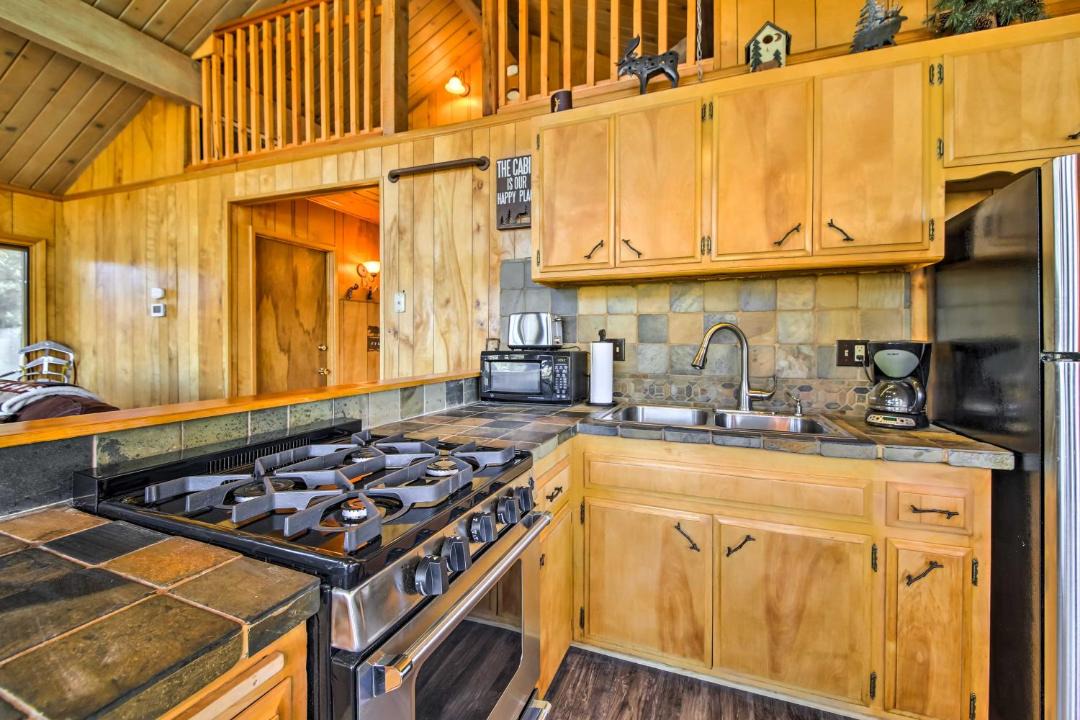 Photo of Kitchen in Big Bear
