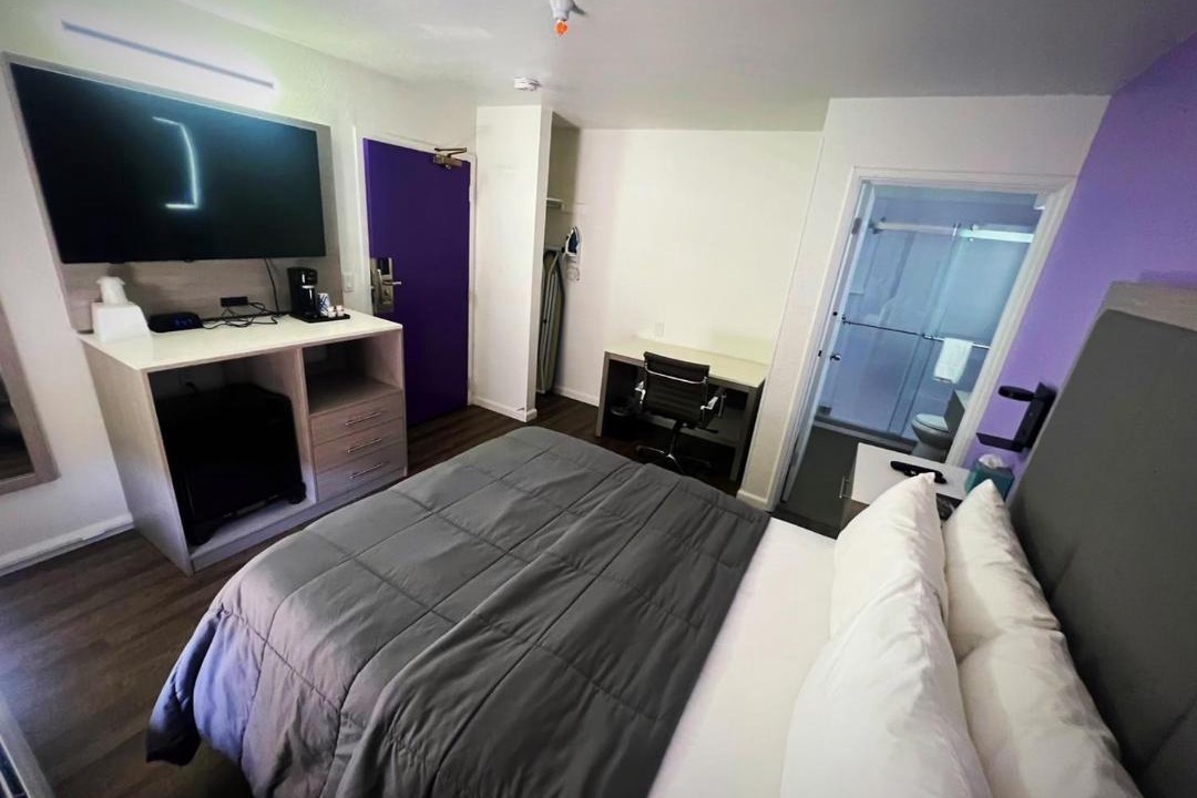 Photo of Bedroom in Westside Santa Cruz