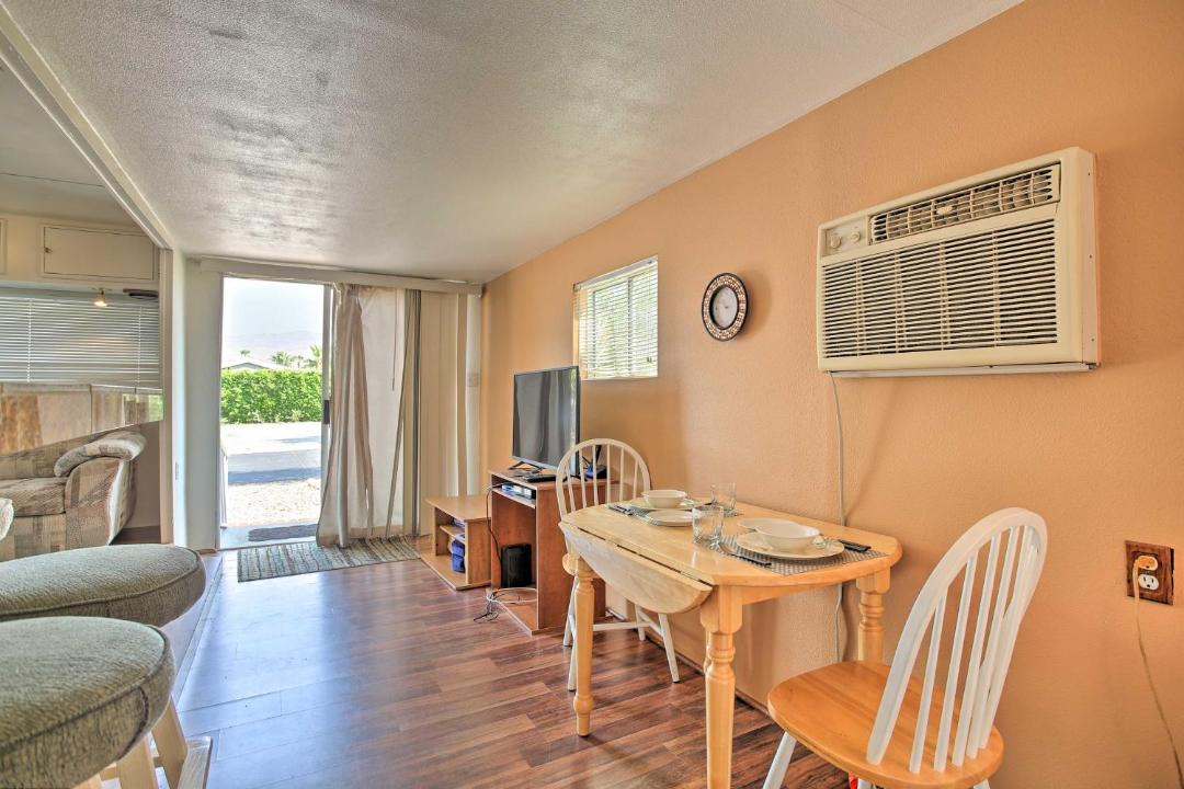 Photo of Livingroom in Desert Hot Springs