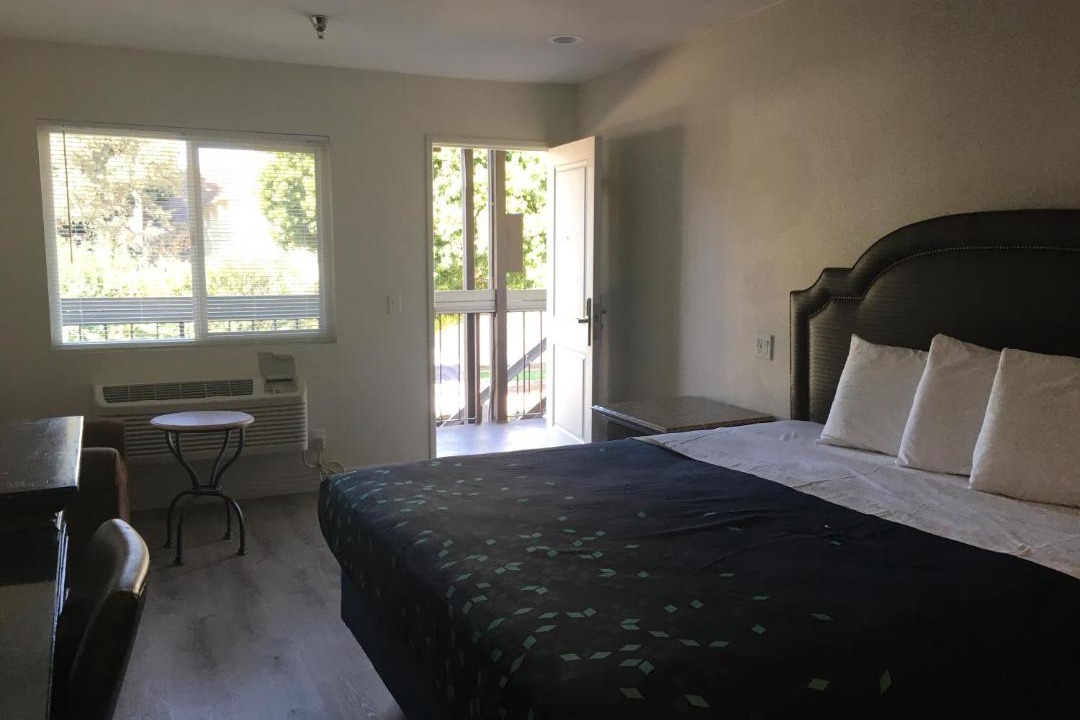 Photo of Bedroom in Lamanda Park
