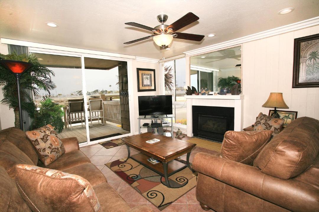 Photo of Livingroom in Townsite