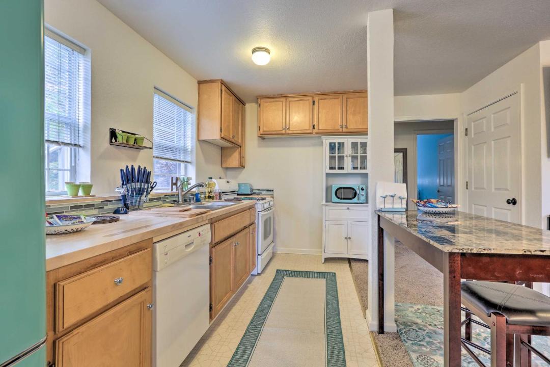 Photo of Kitchen in Applegate