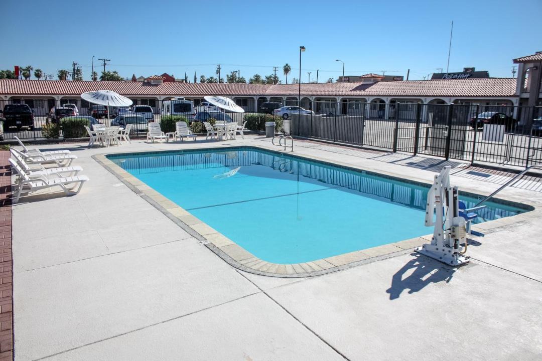Photo of Others in Blythe