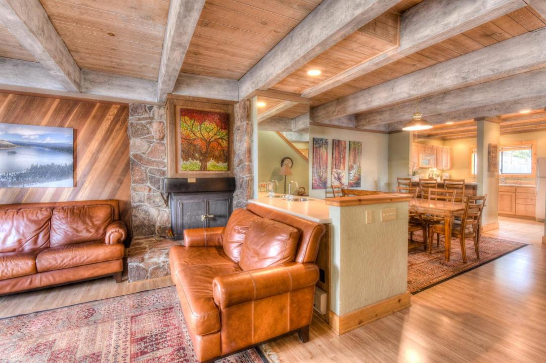 Photo of Livingroom in Brockway