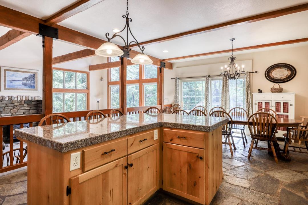 Photo of Kitchen in Shaver Lake