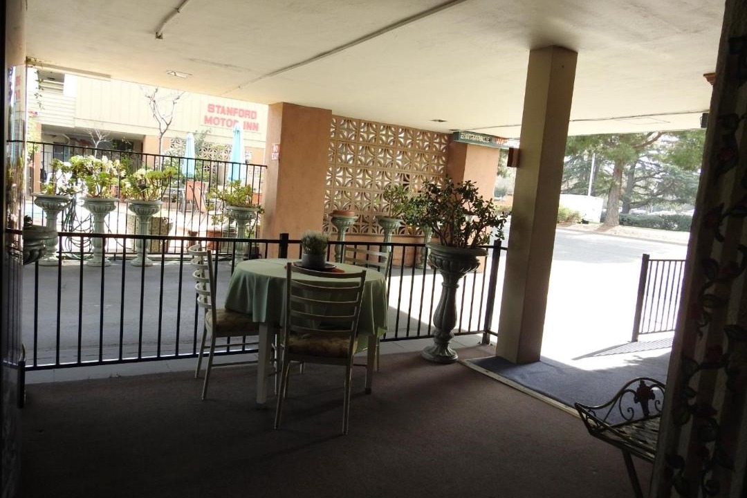 Photo of Others in Palo Alto