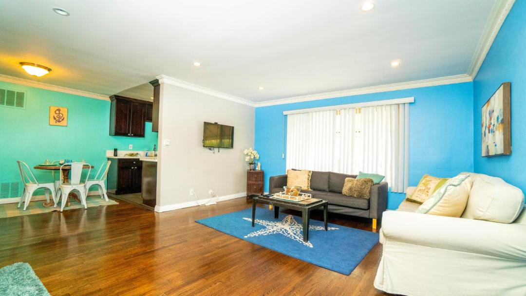 Photo of Livingroom in Melrose