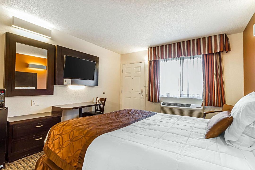Photo of Bedroom in Rohnert Park