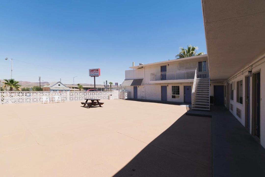 Photo of Others in Barstow