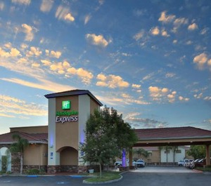 Holiday Inn Express Oakdale Ihg Hotel 