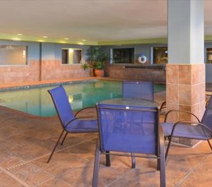 Holiday Inn Express Woodland Ihg Hotel 