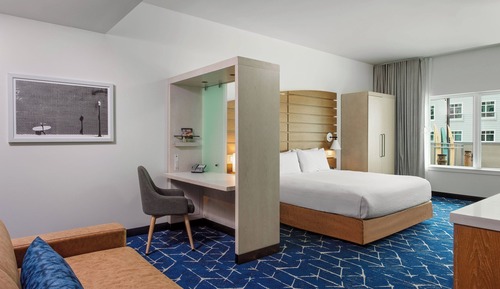 Suite, Multiple Beds, Hearing Accessible (Roll-in Shower)