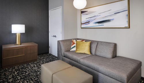 Studio Suite, Multiple Beds (2 Queen, 1 Sofa Bed)