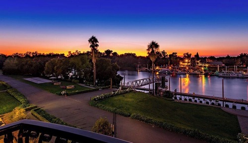 1 Bedroom Vice Presidential Suite, 1 King, Sofa Bed, River View, Balcony