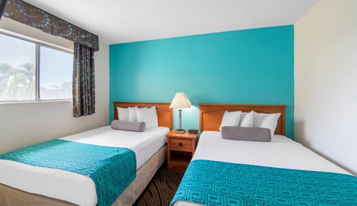 Studio Suite, Two Double Beds with Sofa bed, Kitchen, Non Smoking