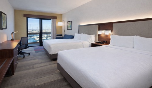 Suite, Multiple Beds