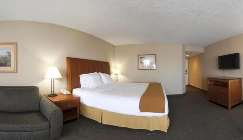 Standard Room, 1 King Bed (Minifridge)
