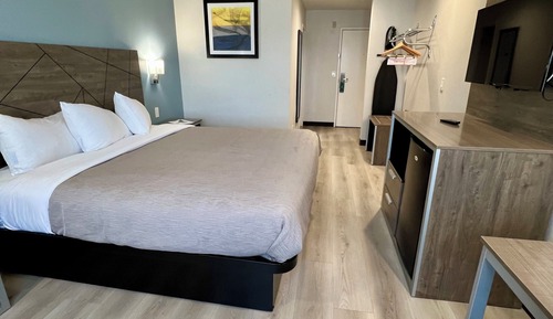2 Double Beds, Non Smoking Accessible