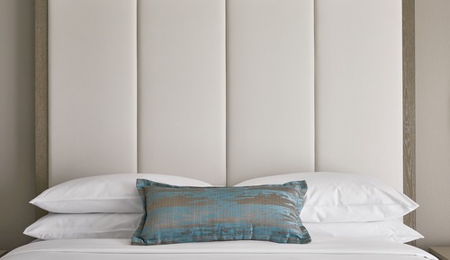 Classic Room, 1 King Bed, Mountain View
