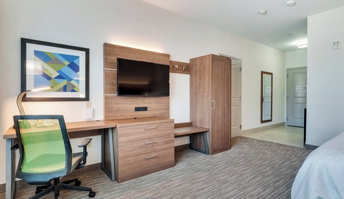Standard Room, 1 King Bed